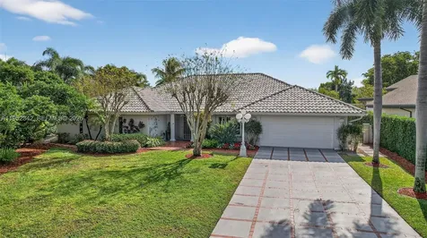 8704 Mahogany Avenue Plantation FL 33324