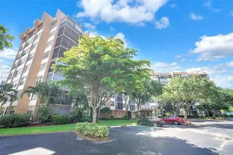 1300 Saint Charles Place Pembroke Pines FL 33026