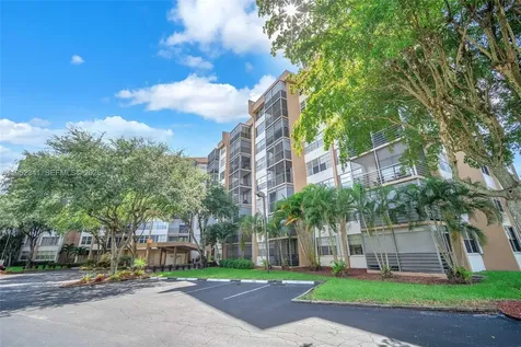 1300 Saint Charles Place Pembroke Pines FL 33026