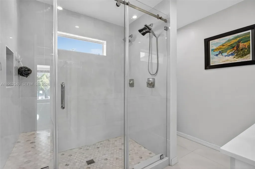 2910 NE 52nd Street Fort Lauderdale FL 33308