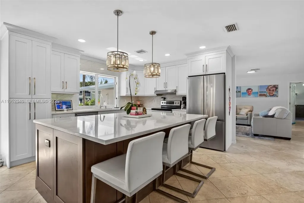 2910 NE 52nd Street Fort Lauderdale FL 33308