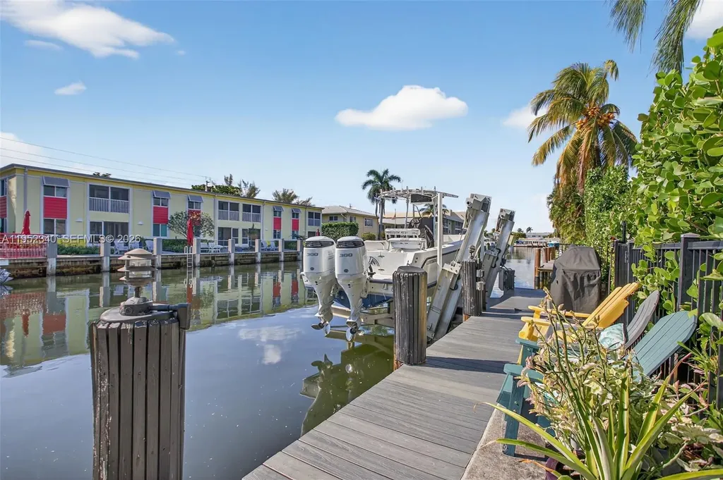 2910 NE 52nd Street Fort Lauderdale FL 33308