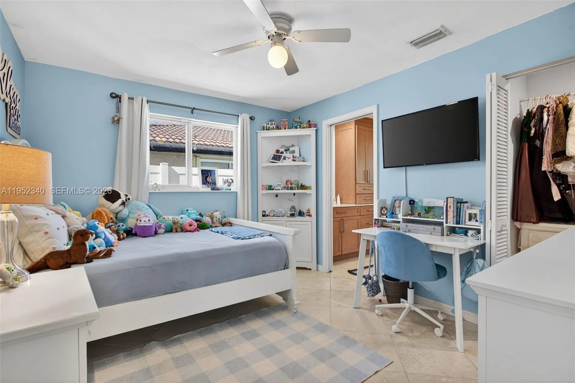 2910 NE 52nd Street Fort Lauderdale FL 33308