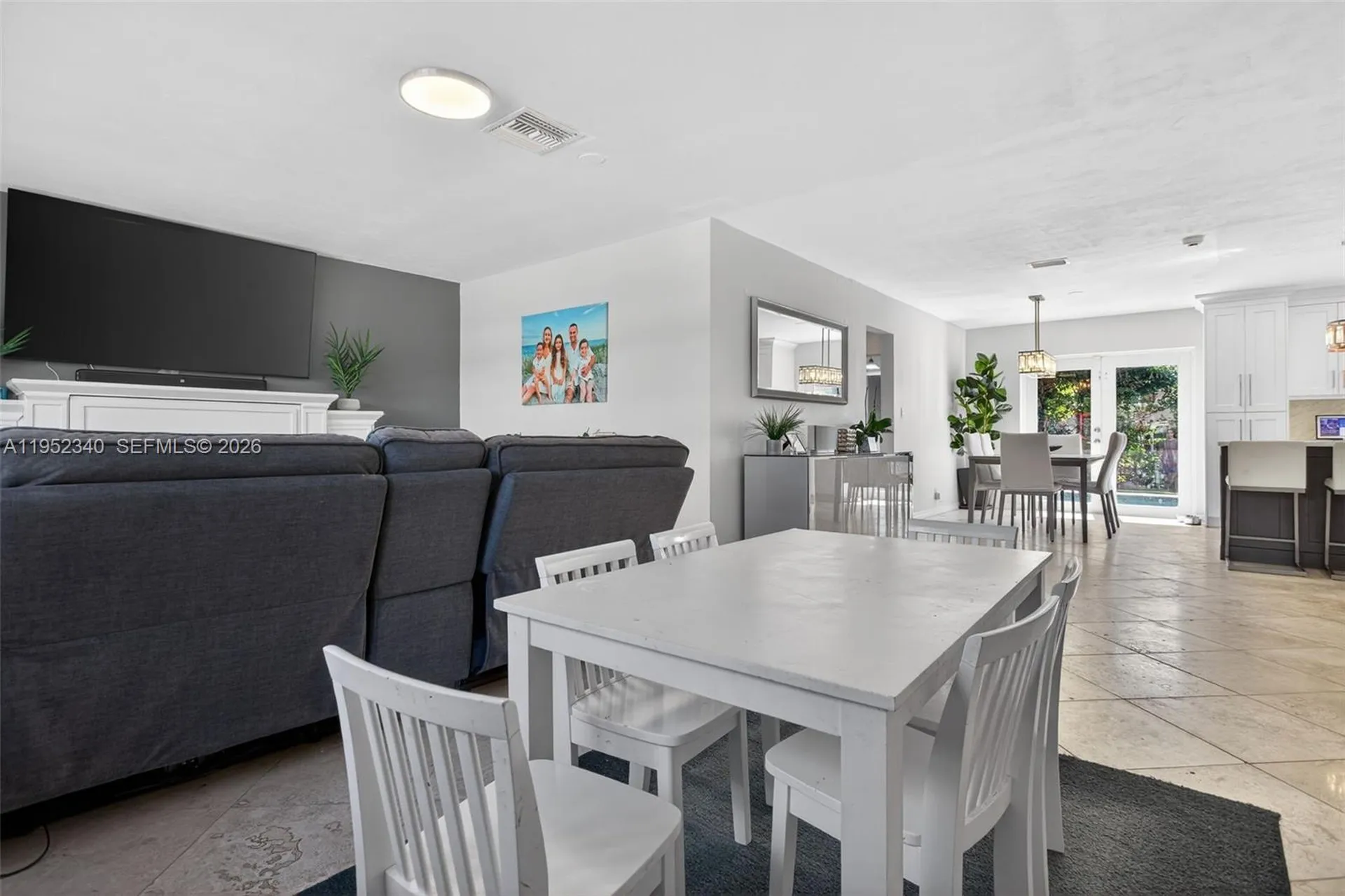 2910 NE 52nd Street Fort Lauderdale FL 33308