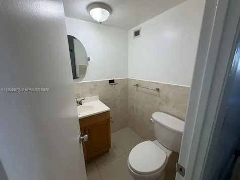2750 NE 183rd Street Aventura FL 33160