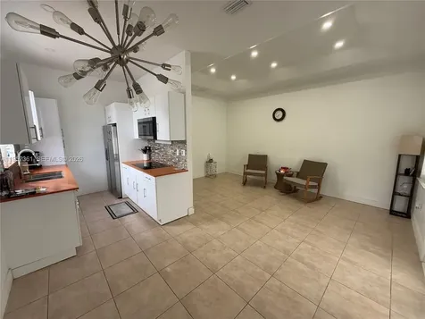 12202 SW 216th Street Miami FL 33170