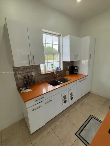 12202 SW 216th Street Miami FL 33170