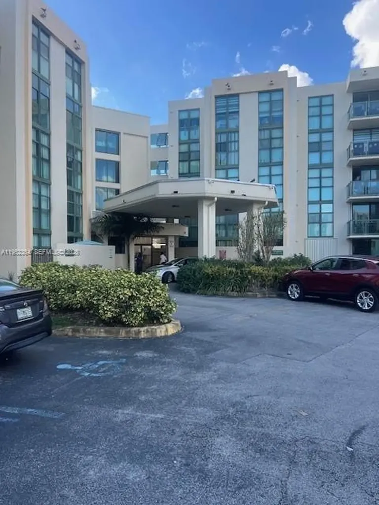 2055 SW 122nd Avenue Miami FL 33175
