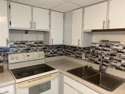 2055 SW 122nd Avenue Miami FL 33175