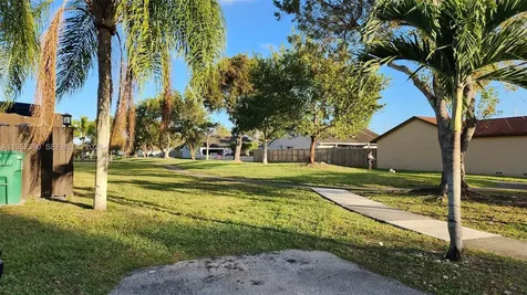 13337 SW 112th Place Miami FL 33176