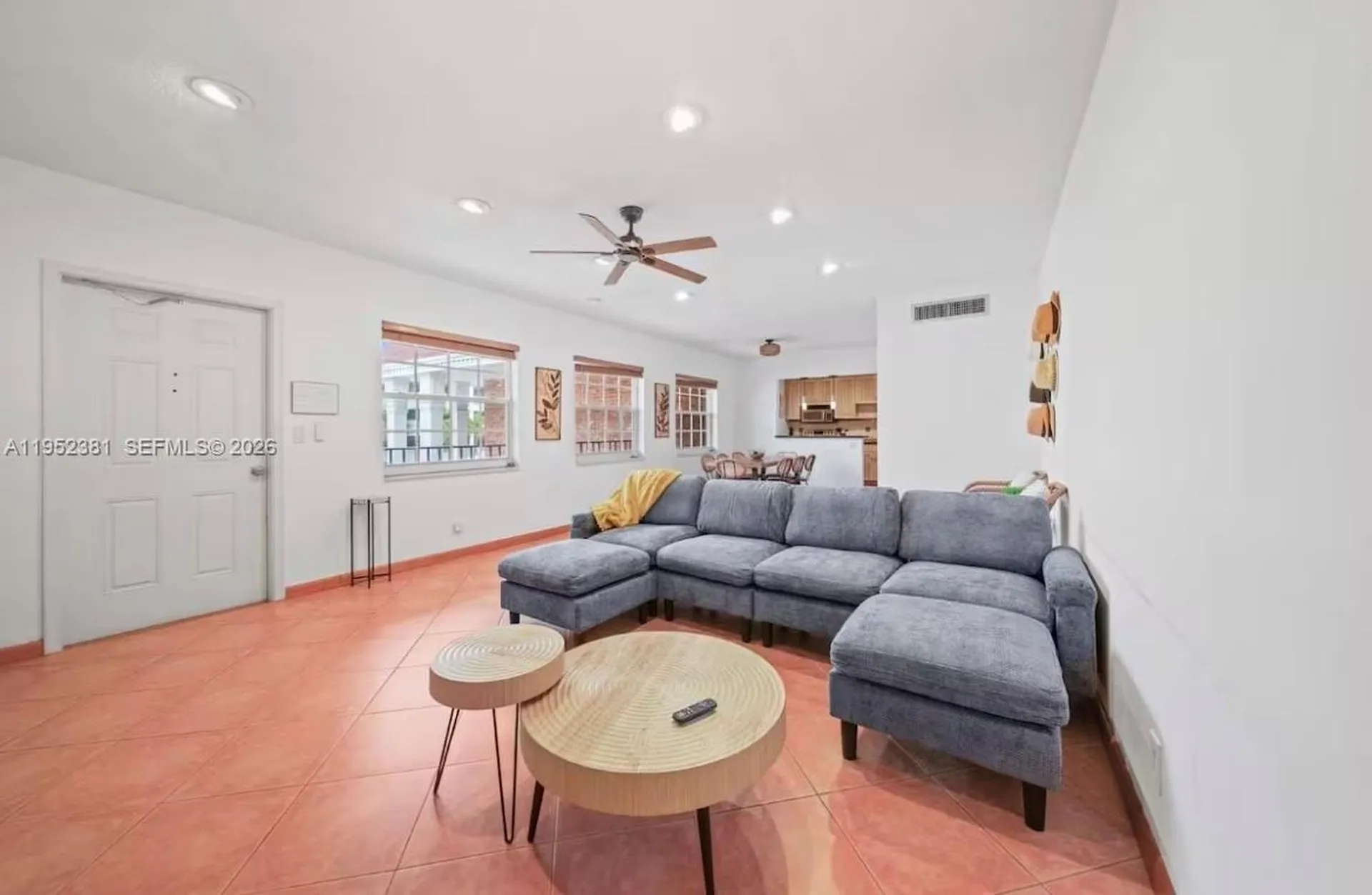 2424 NE 9th Street Fort Lauderdale FL 33304