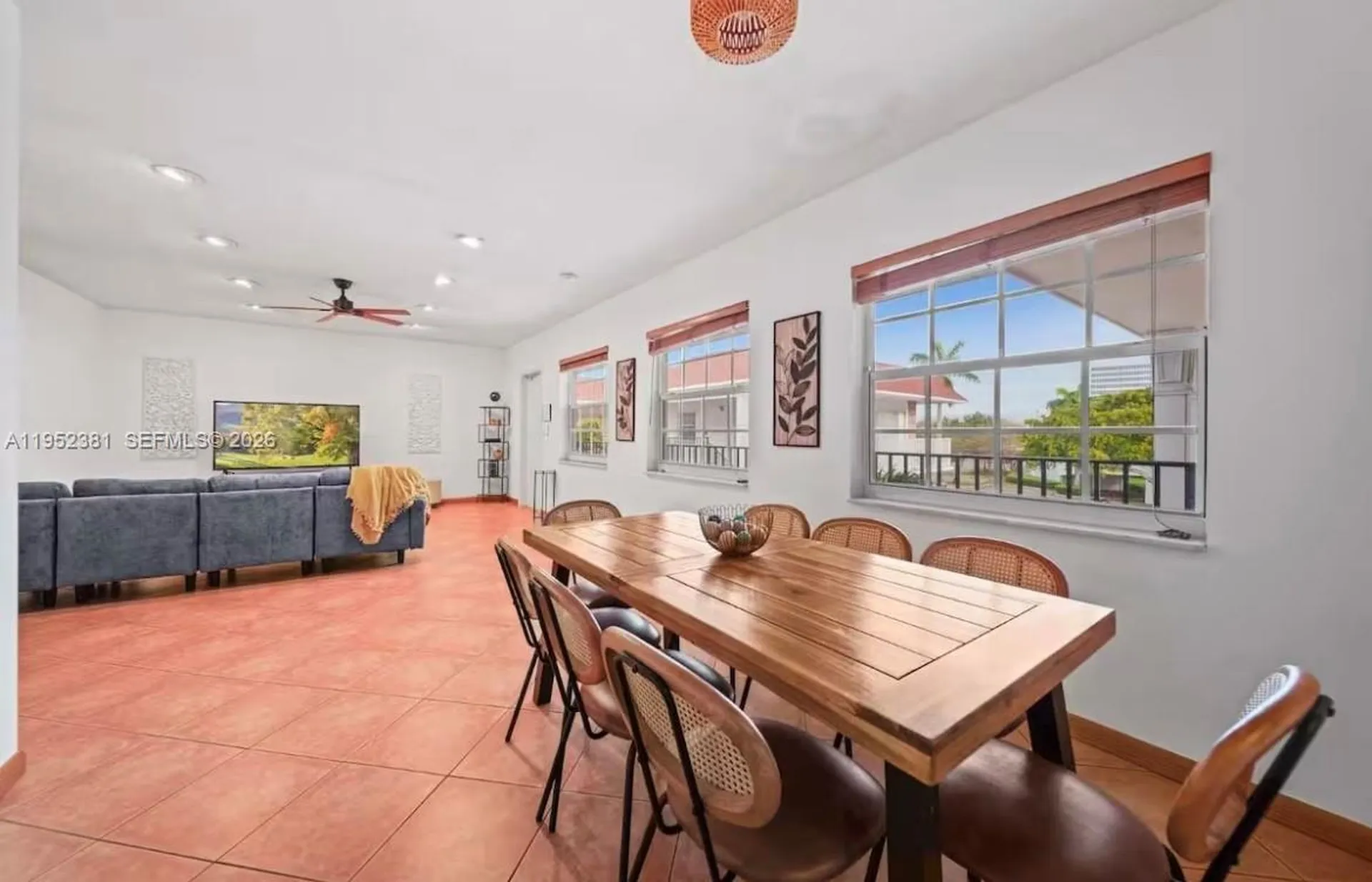 2424 NE 9th Street Fort Lauderdale FL 33304