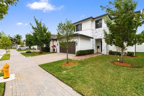 8086 NW 47th Terrace Doral FL 33166