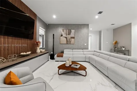 8086 NW 47th Terrace Doral FL 33166