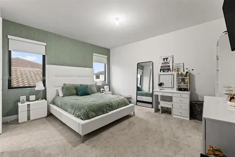 8086 NW 47th Terrace Doral FL 33166