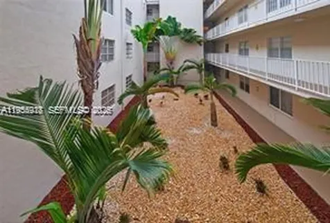 7743 SW 86th Street Miami FL 33143