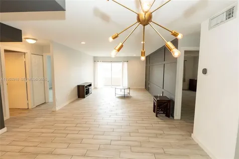7743 SW 86th Street Miami FL 33143
