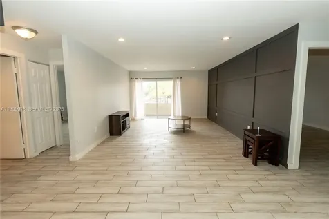 7743 SW 86th Street Miami FL 33143