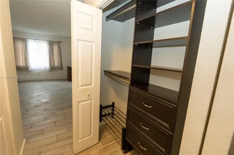 7743 SW 86th Street Miami FL 33143
