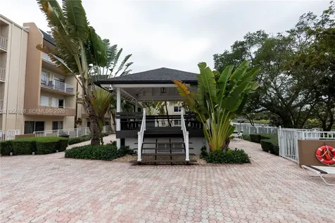 7743 SW 86th Street Miami FL 33143