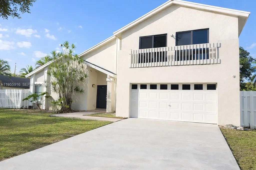 13505 SW 104th Terrace Miami FL 33186