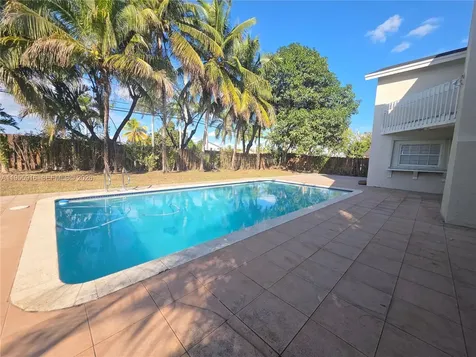 13505 SW 104th Terrace Miami FL 33186