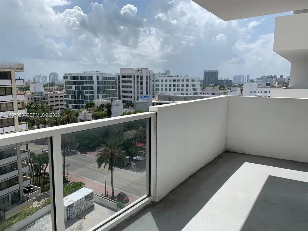 100 Lincoln Road Miami Beach FL 33139