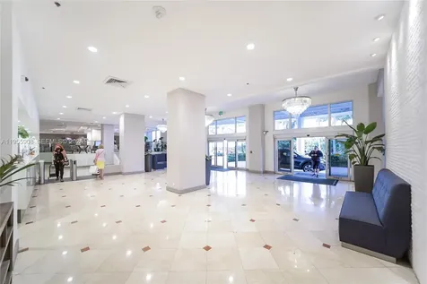 100 Lincoln Road Miami Beach FL 33139