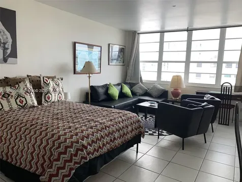 100 Lincoln Road Miami Beach FL 33139
