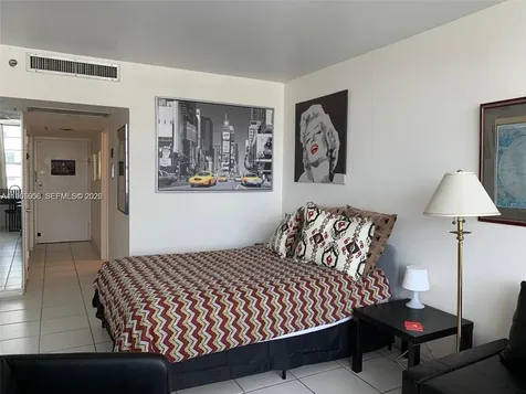 100 Lincoln Road Miami Beach FL 33139