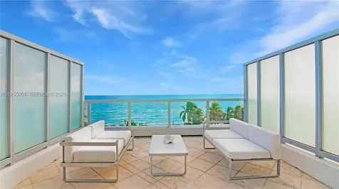 4391 Collins Avenue Miami Beach FL 33140
