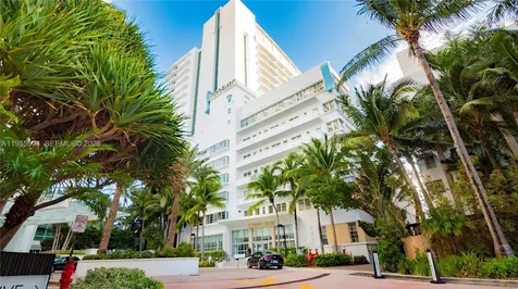 4391 Collins Avenue Miami Beach FL 33140