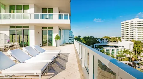 4391 Collins Avenue Miami Beach FL 33140