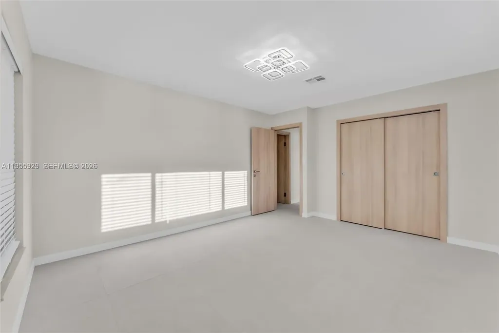 5419 NE 22nd Avenue Fort Lauderdale FL 33308