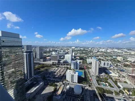 851 NE 1st Avenue Miami FL 33132