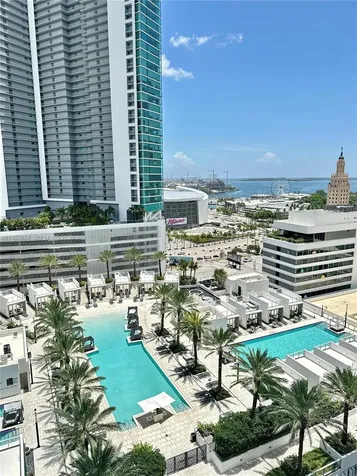 851 NE 1st Avenue Miami FL 33132