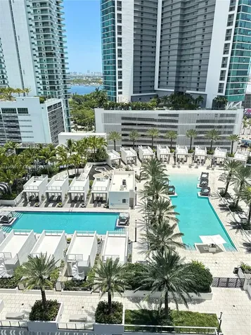 851 NE 1st Avenue Miami FL 33132