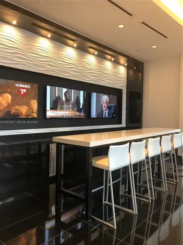 851 NE 1st Avenue Miami FL 33132
