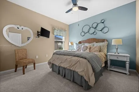 2213 SW 7th Place Cape Coral FL 33991