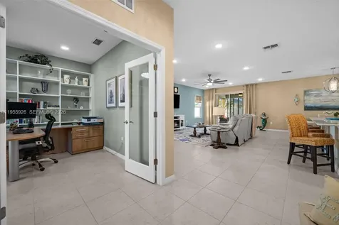2213 SW 7th Place Cape Coral FL 33991