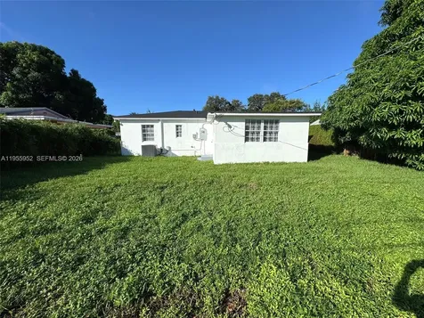 9221 Broad Manor Road Miami FL 33147