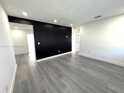 9221 Broad Manor Road Miami FL 33147