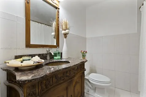 6423 SW 107th Place Miami FL 33173
