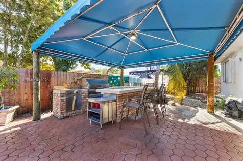 6423 SW 107th Place Miami FL 33173