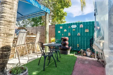 6423 SW 107th Place Miami FL 33173