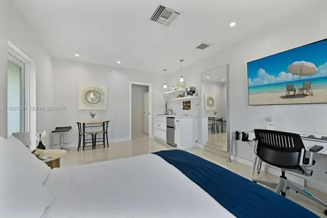 6423 SW 107th Place Miami FL 33173