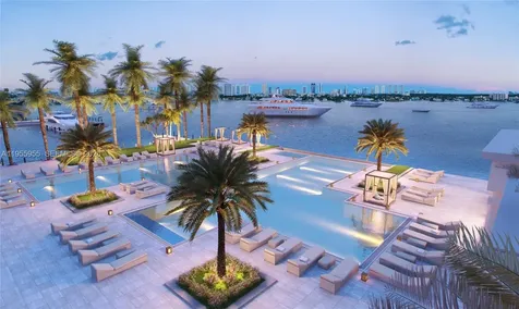 17111 Biscayne Boulevard North Miami Beach FL 33160