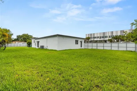 14801 NW 5th Avenue Miami FL 33168