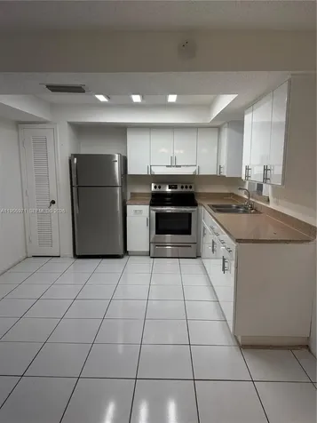 6532 SW 18th Court North Lauderdale FL 33068