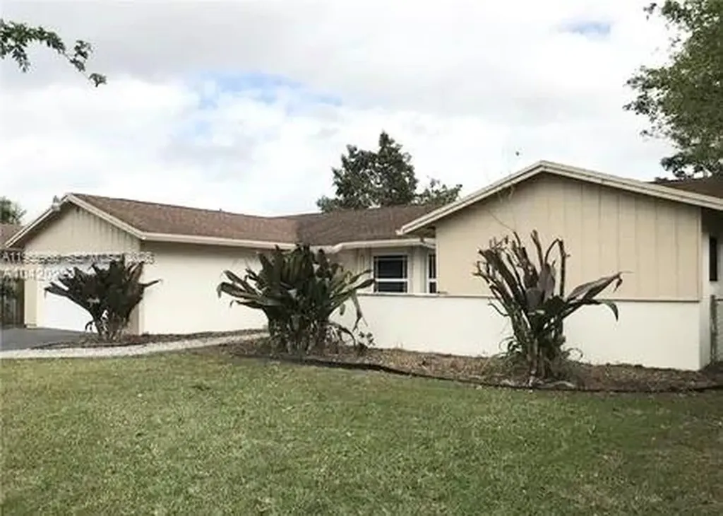 11031 SW 141st Avenue Miami FL 33186